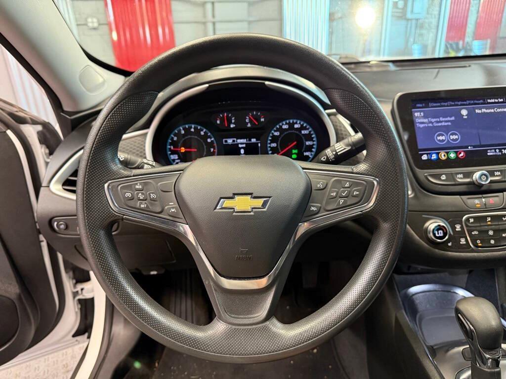 used 2024 Chevrolet Malibu car, priced at $18,979