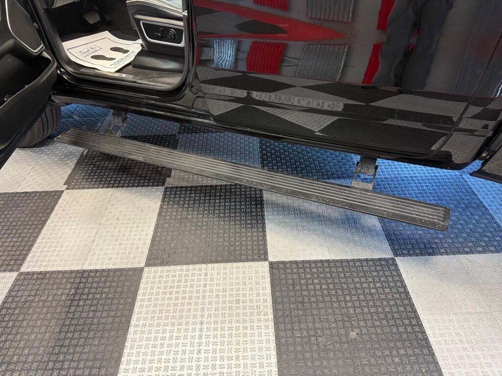 used 2020 Ram 1500 car, priced at $31,124