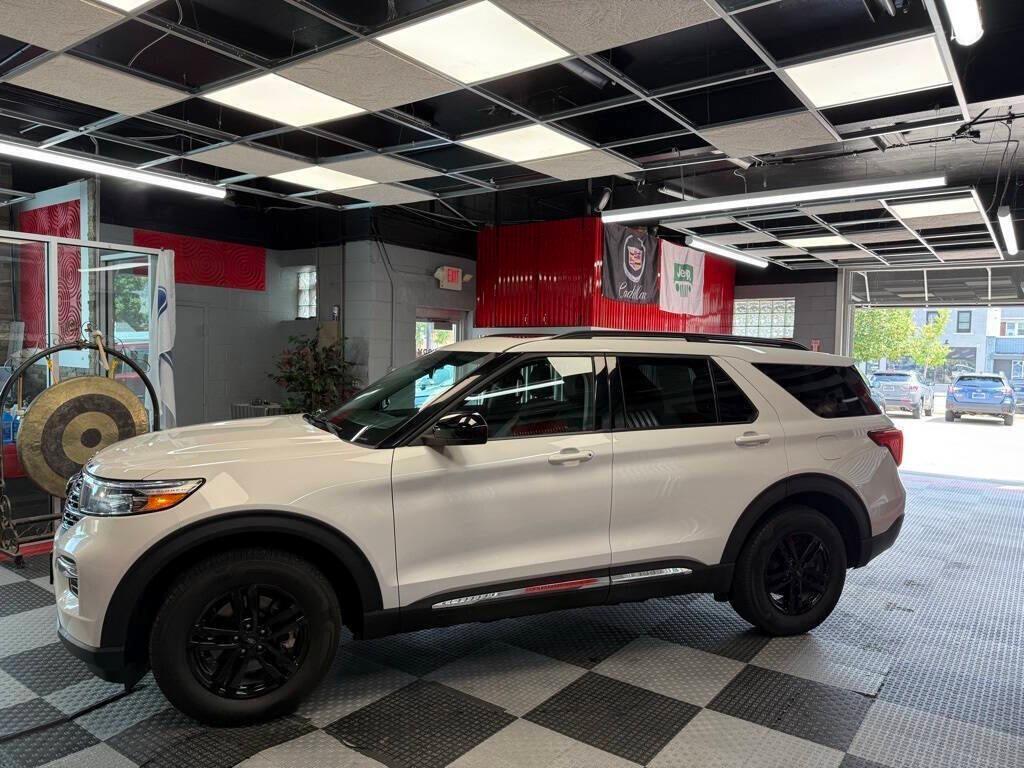 used 2022 Ford Explorer car, priced at $27,684