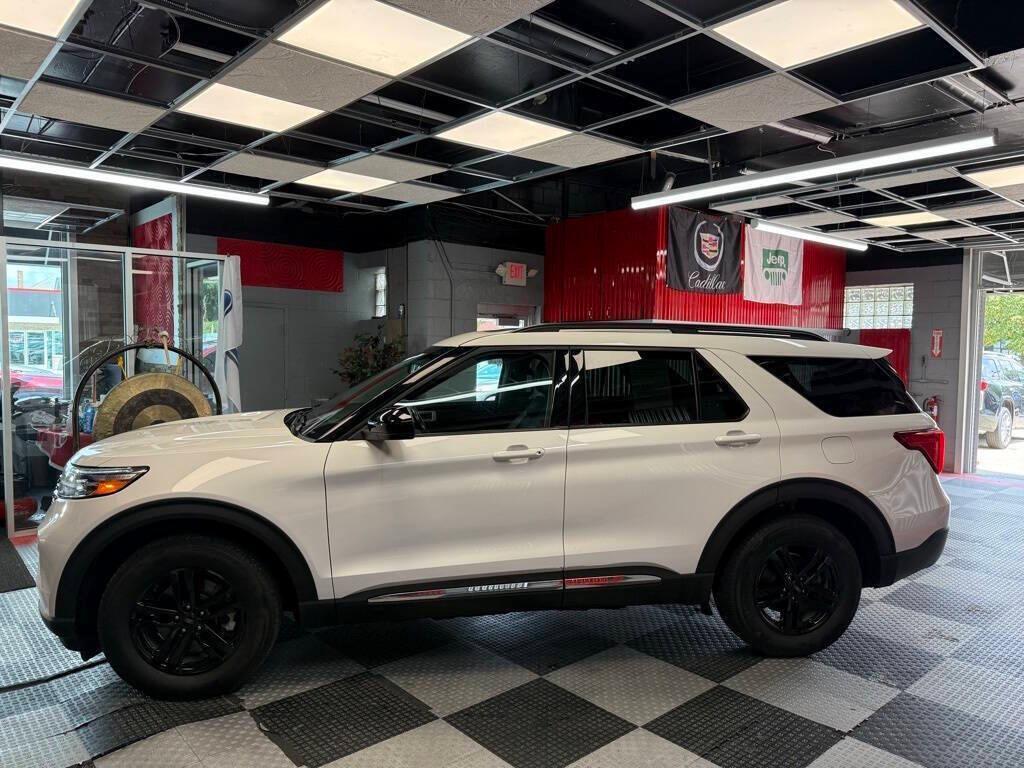 used 2022 Ford Explorer car, priced at $27,684