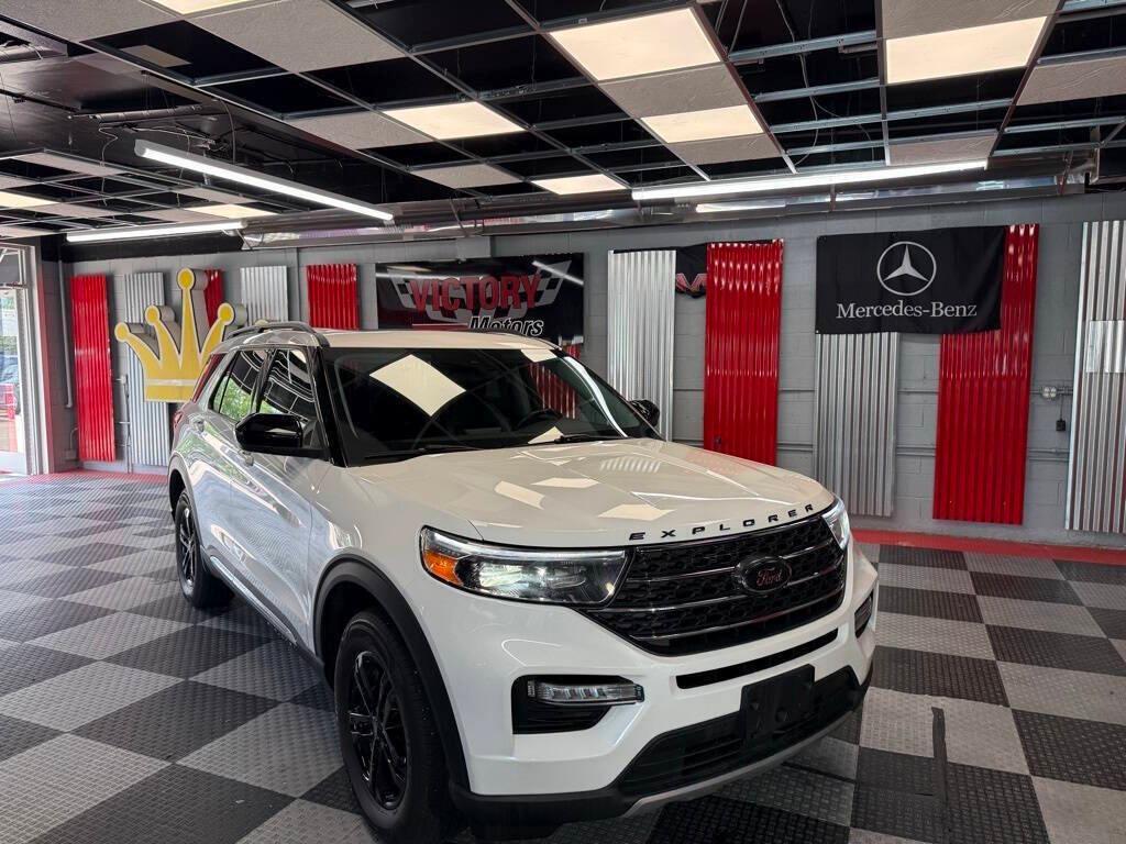 used 2022 Ford Explorer car, priced at $27,684