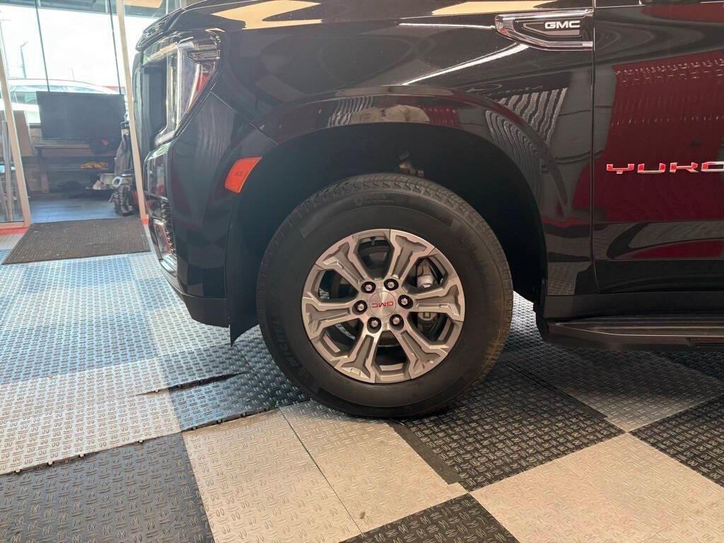 used 2024 GMC Yukon XL car, priced at $56,764