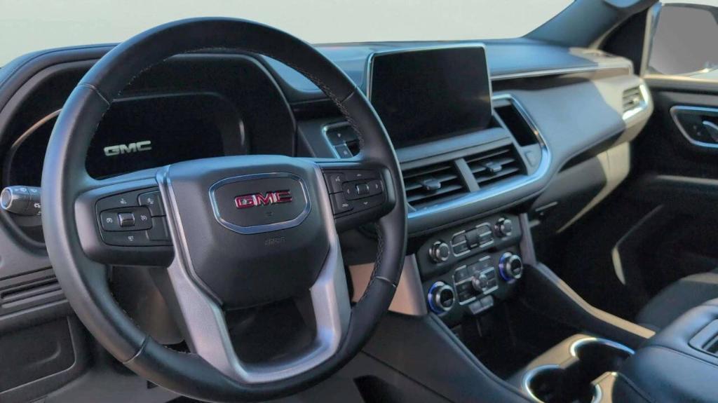 used 2024 GMC Yukon XL car
