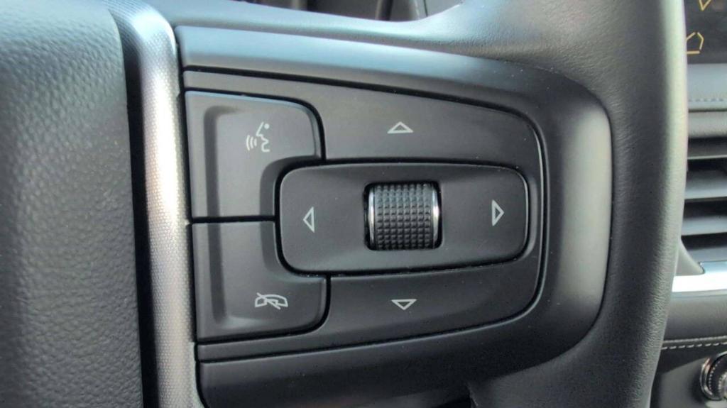 used 2024 GMC Yukon XL car