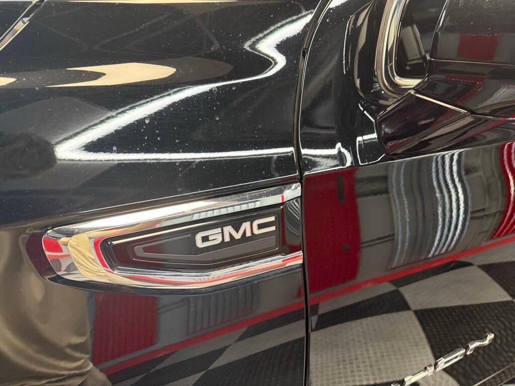 used 2024 GMC Yukon XL car, priced at $56,764