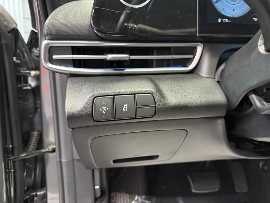 used 2024 Hyundai Elantra car, priced at $22,281