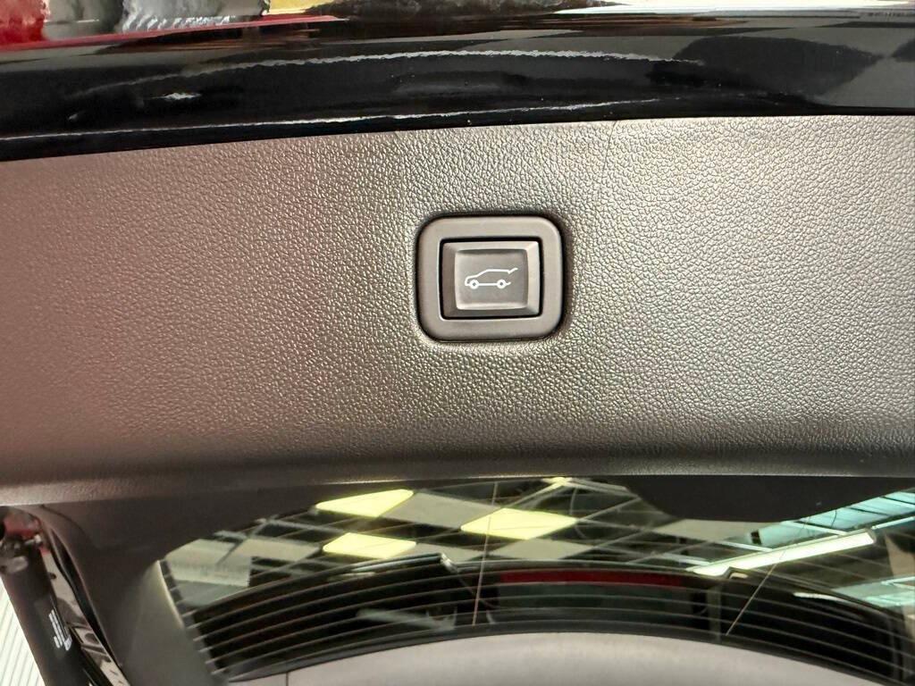used 2022 Chevrolet Blazer car, priced at $27,308