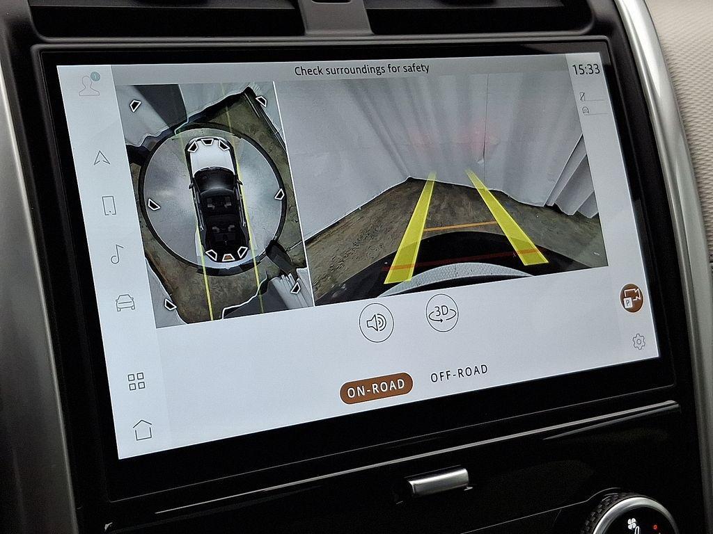 new 2025 Land Rover Discovery car, priced at $77,118