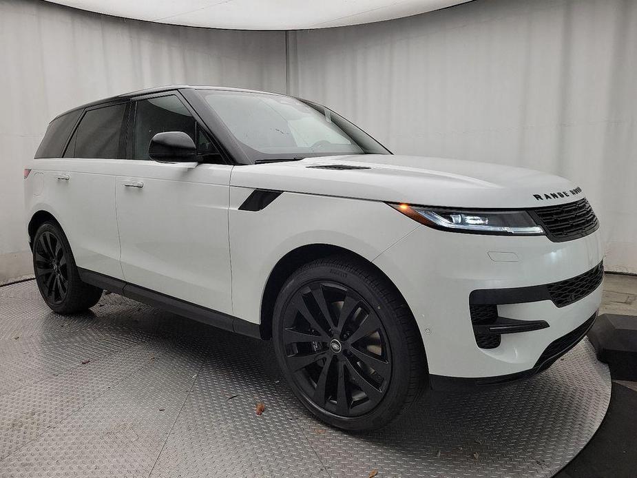 new 2025 Land Rover Range Rover Sport car, priced at $92,620