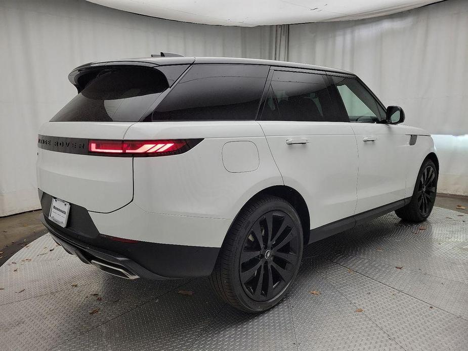 new 2025 Land Rover Range Rover Sport car, priced at $92,620