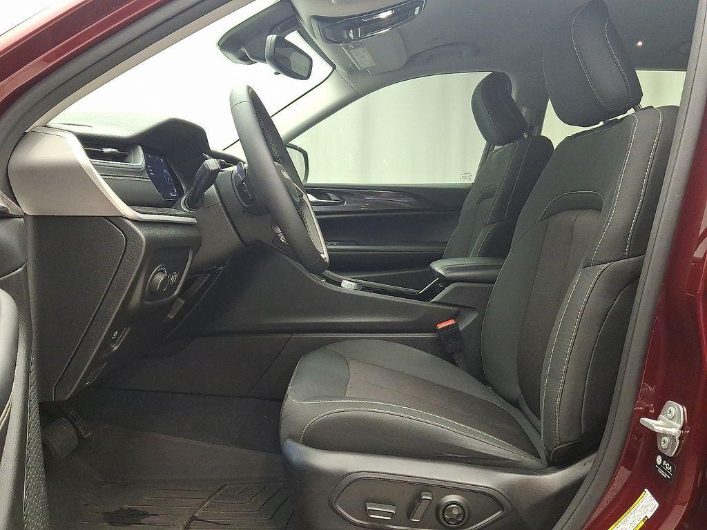 used 2023 Jeep Grand Cherokee L car, priced at $25,135