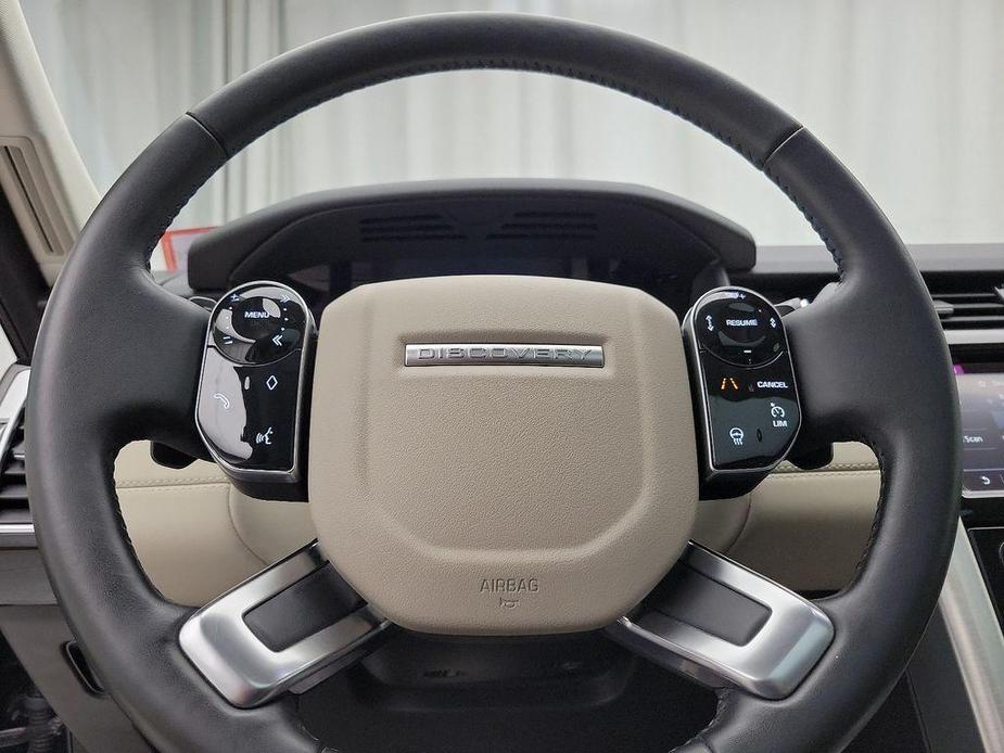 used 2019 Land Rover Discovery car, priced at $25,316