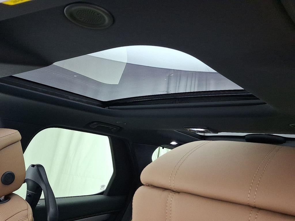 new 2025 Land Rover Discovery car, priced at $76,318