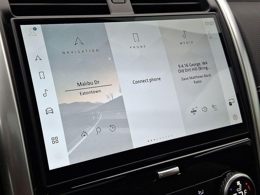 new 2025 Land Rover Discovery car, priced at $76,318
