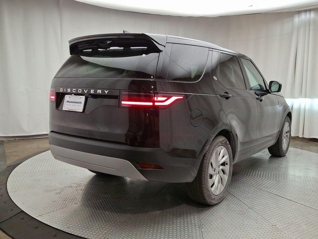 new 2025 Land Rover Discovery car, priced at $62,775