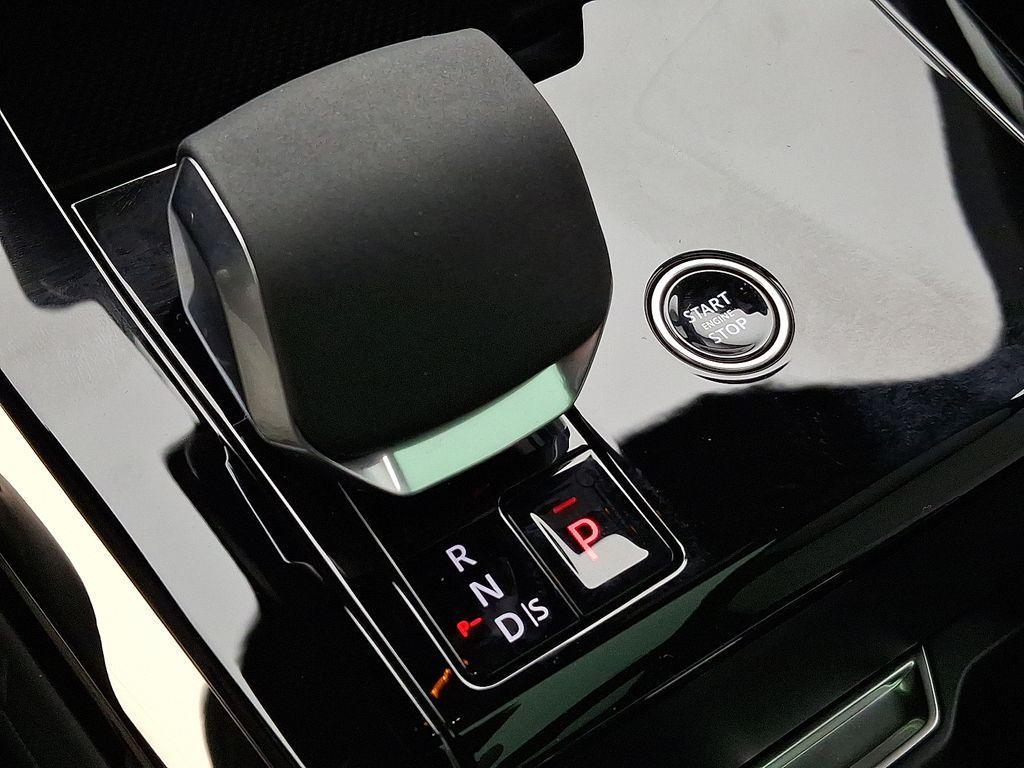 new 2025 Land Rover Range Rover Sport car, priced at $119,655