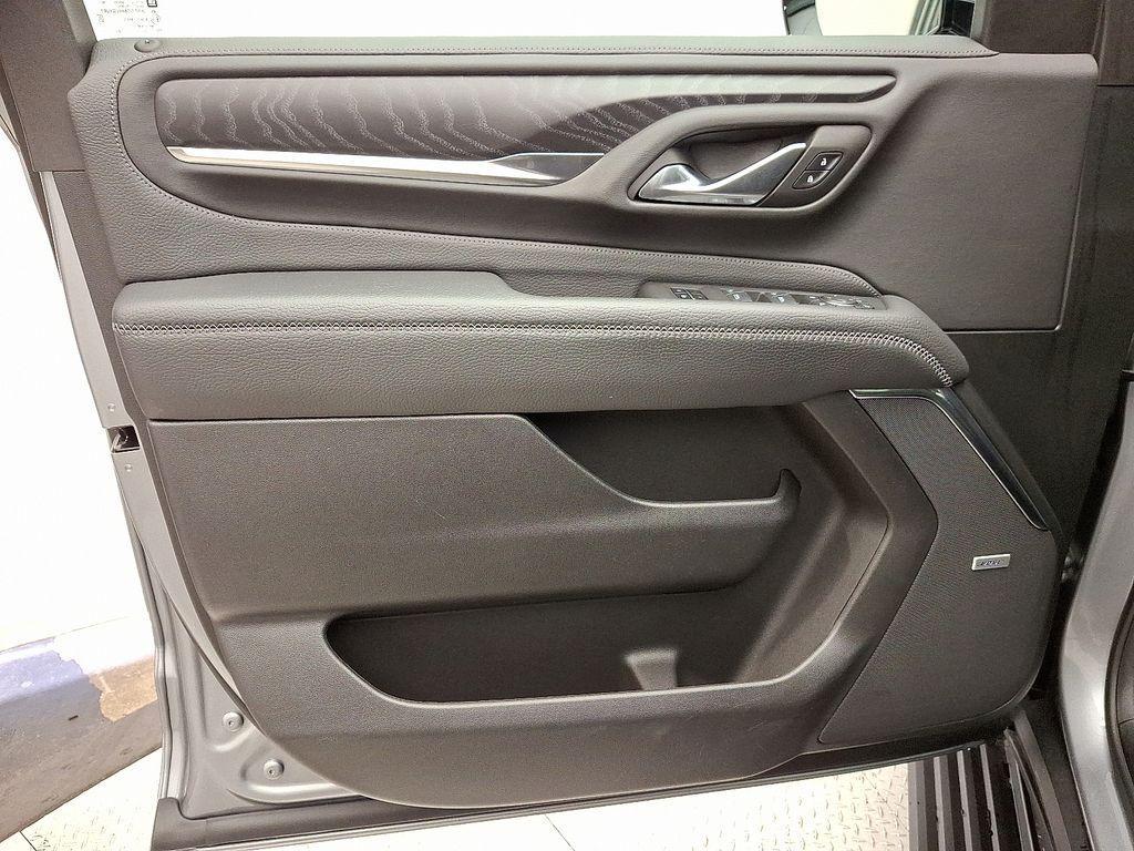 used 2023 GMC Yukon XL car, priced at $69,998