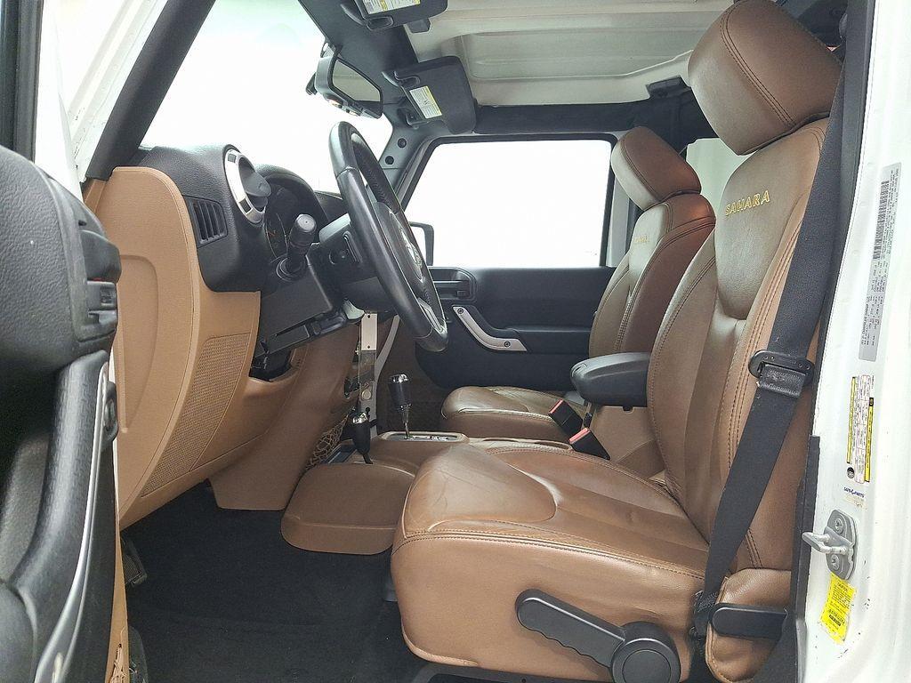 used 2015 Jeep Wrangler Unlimited car, priced at $19,994