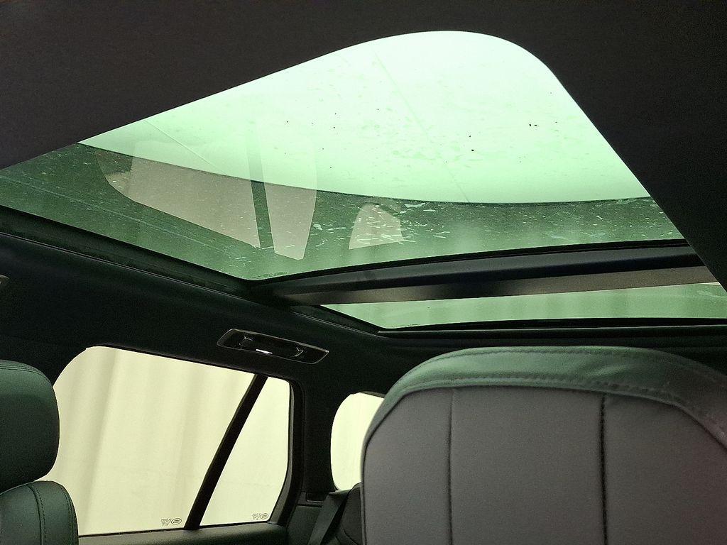 new 2025 Land Rover Range Rover car, priced at $141,535