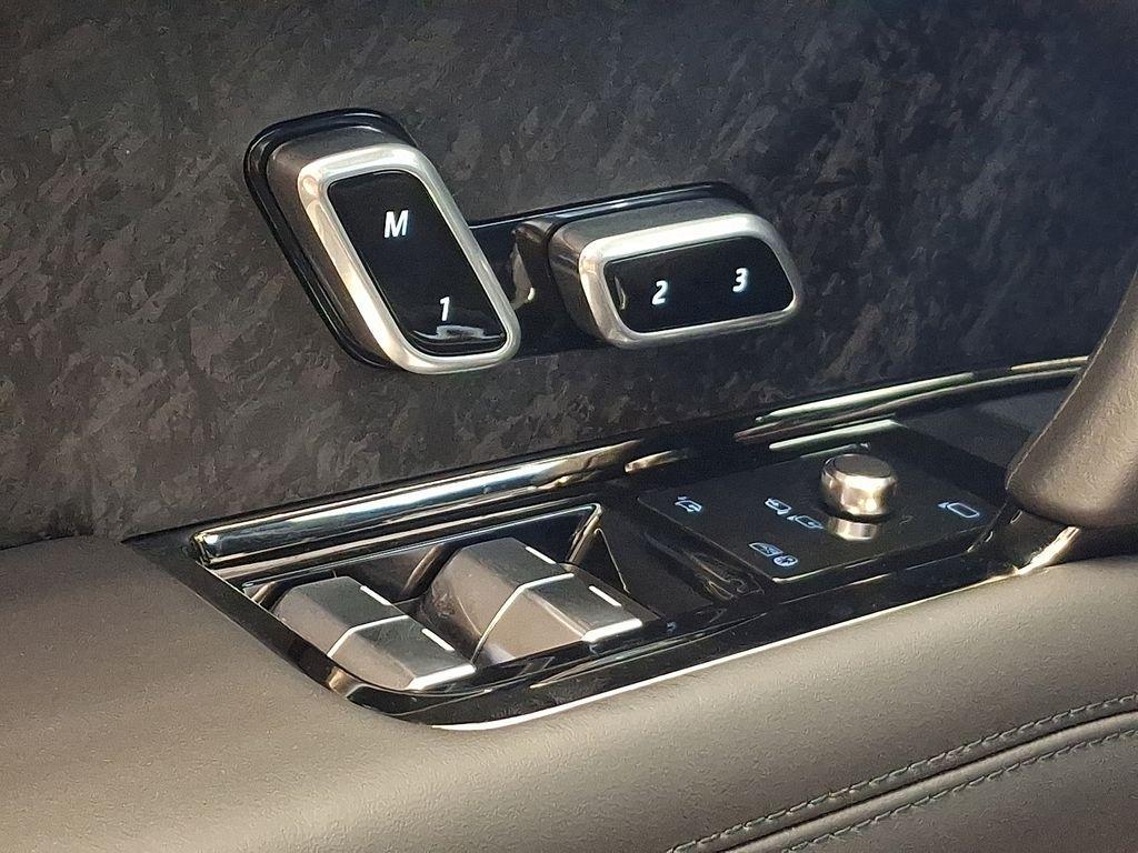 new 2025 Land Rover Range Rover Sport car, priced at $224,180