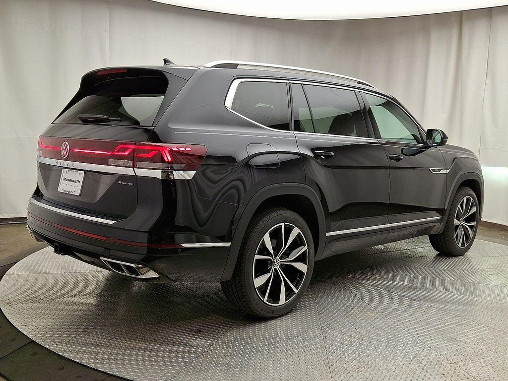 used 2024 Volkswagen Atlas car, priced at $46,421