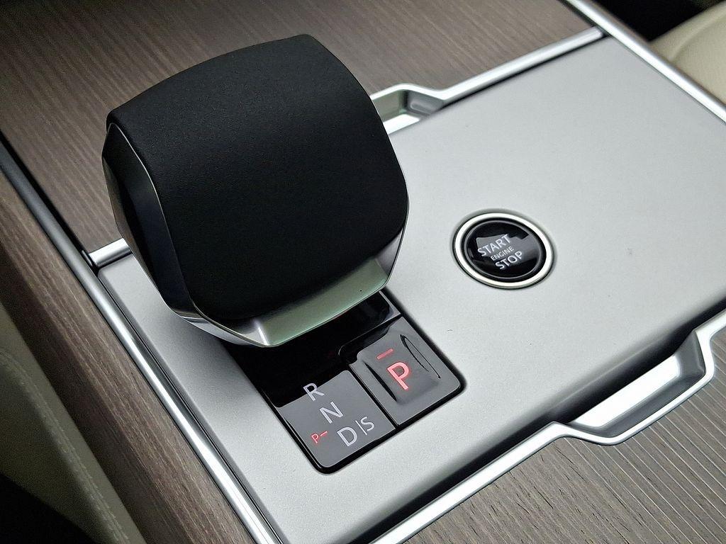 new 2025 Land Rover Range Rover car, priced at $191,580