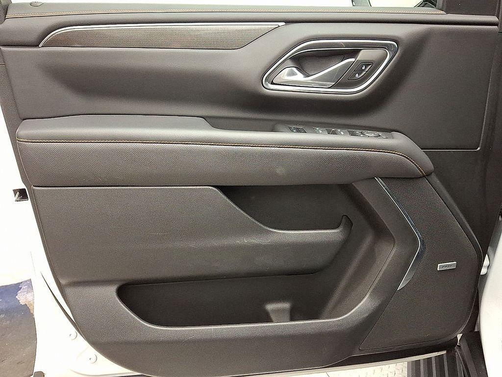 used 2022 GMC Yukon XL car, priced at $57,677