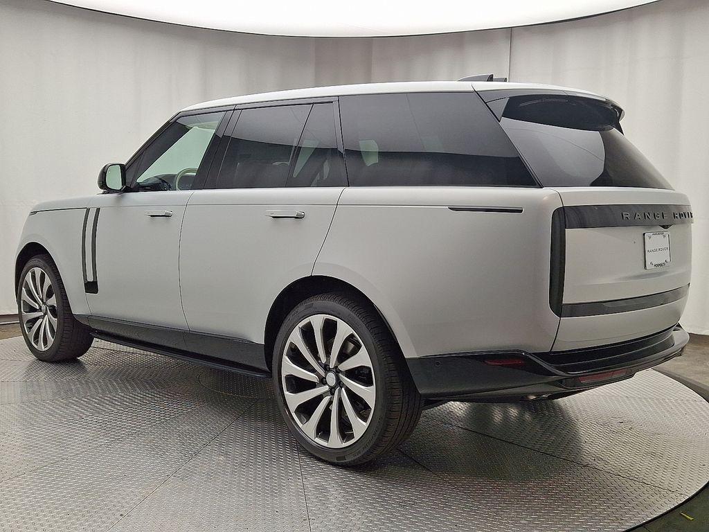 new 2025 Land Rover Range Rover car, priced at $165,455
