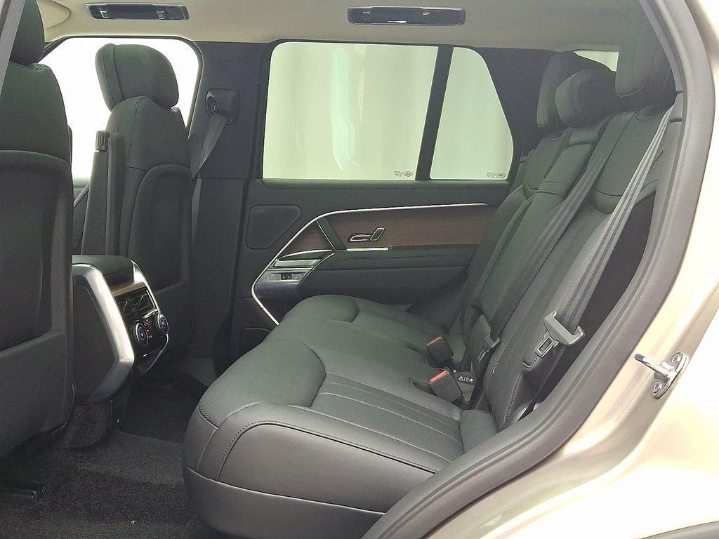 new 2025 Land Rover Range Rover car, priced at $150,005