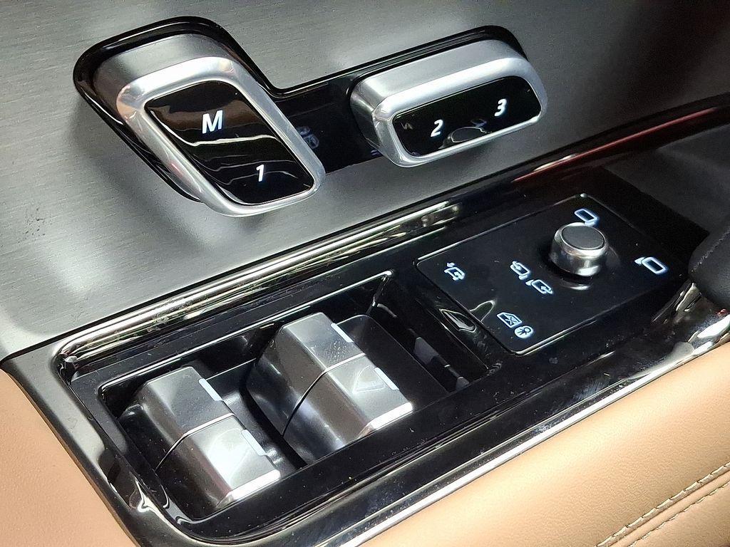 new 2025 Land Rover Range Rover Sport car, priced at $89,855