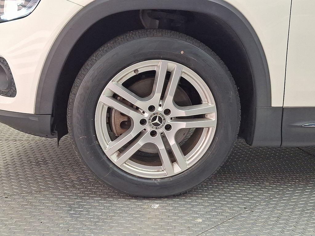 used 2020 Mercedes-Benz GLB 250 car, priced at $24,767