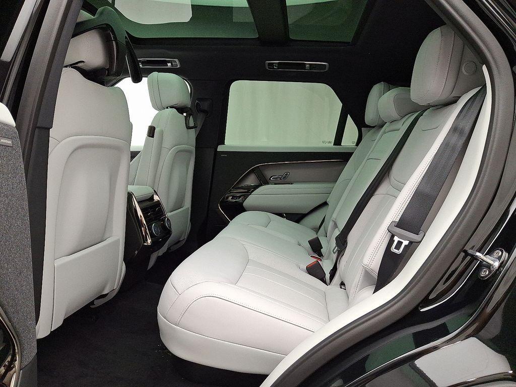 new 2025 Land Rover Range Rover Sport car, priced at $88,040