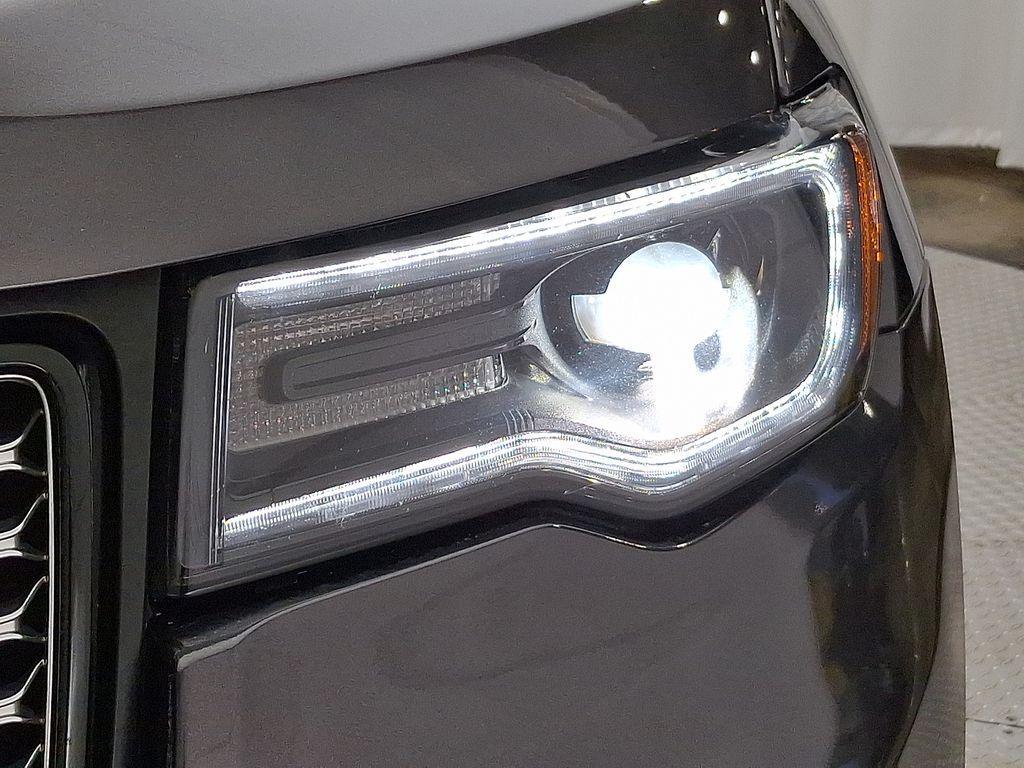 used 2021 Jeep Grand Cherokee car, priced at $25,407