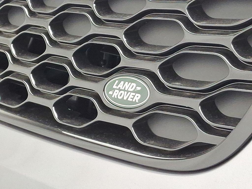 new 2025 Land Rover Discovery car, priced at $77,103