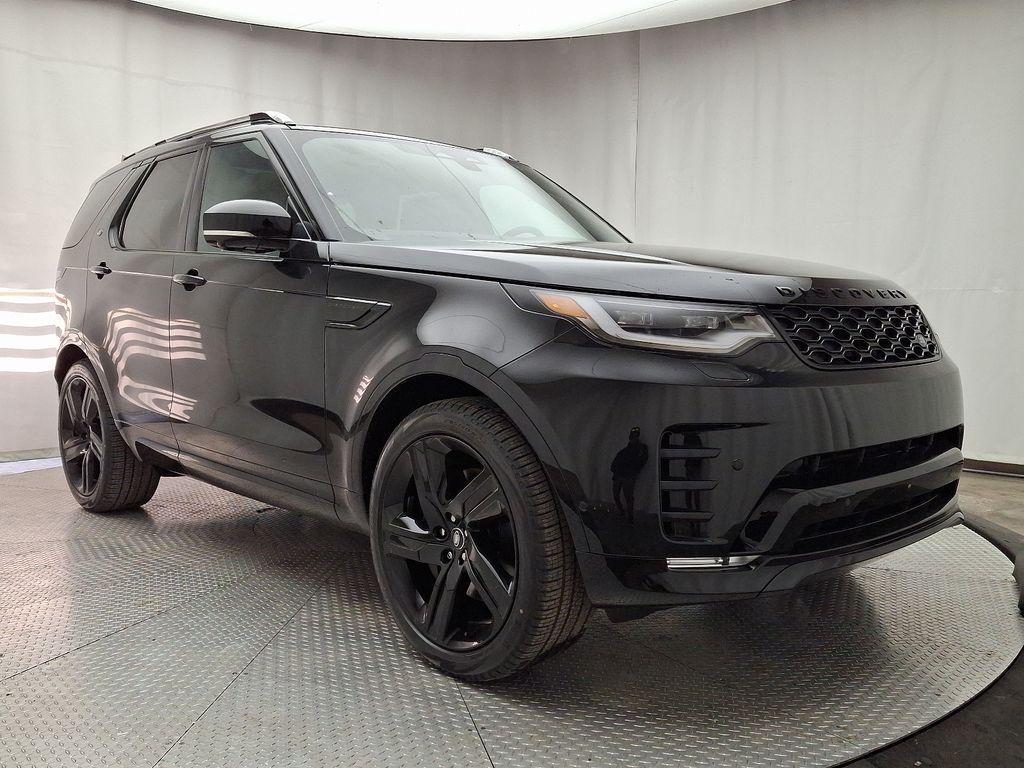 new 2025 Land Rover Discovery car, priced at $78,668