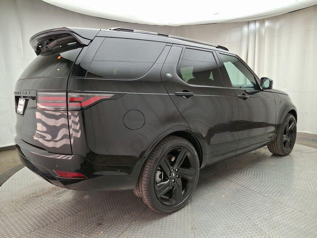 new 2025 Land Rover Discovery car, priced at $78,668