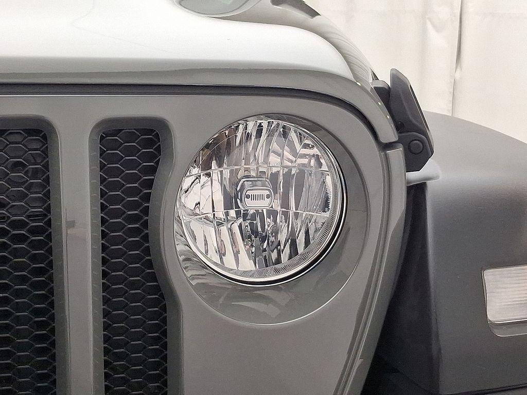 used 2021 Jeep Wrangler Unlimited car, priced at $32,996