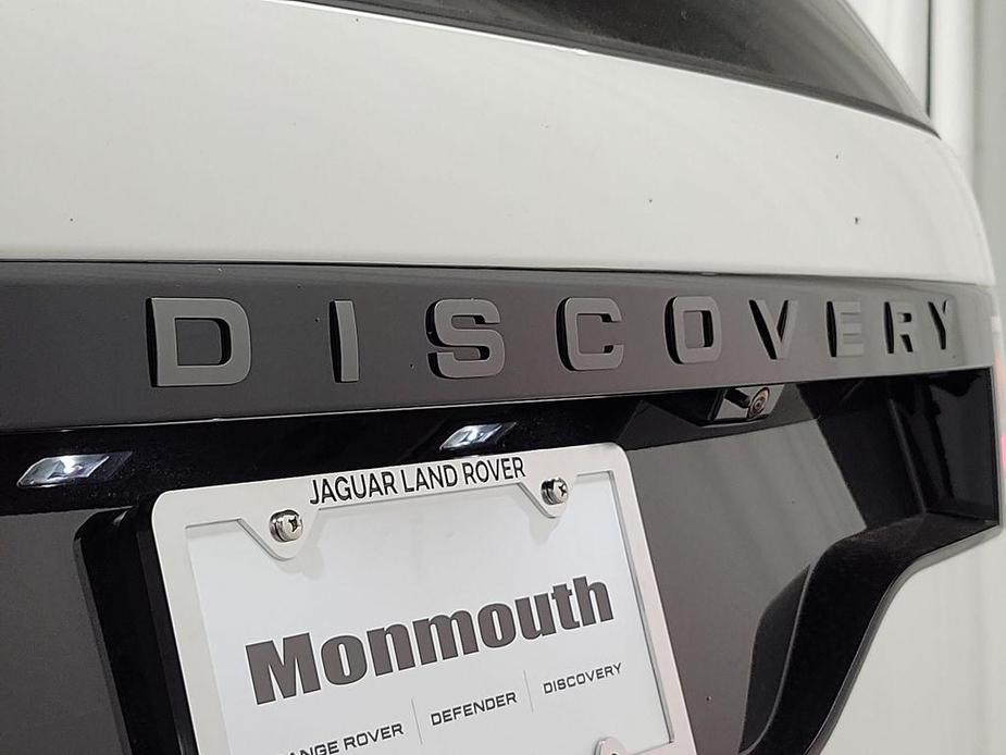 new 2024 Land Rover Discovery car, priced at $71,858