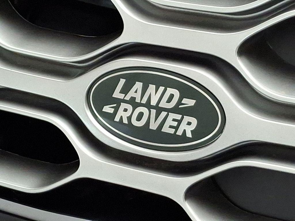 new 2025 Land Rover Discovery car, priced at $68,268