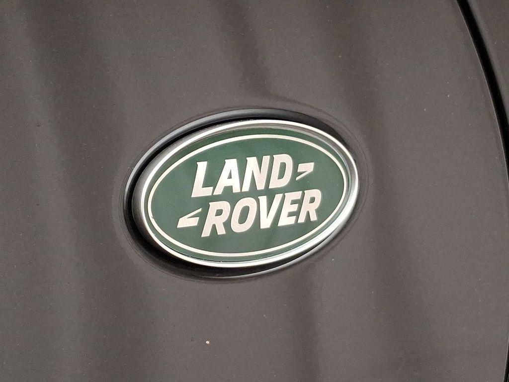 new 2025 Land Rover Discovery car, priced at $68,218