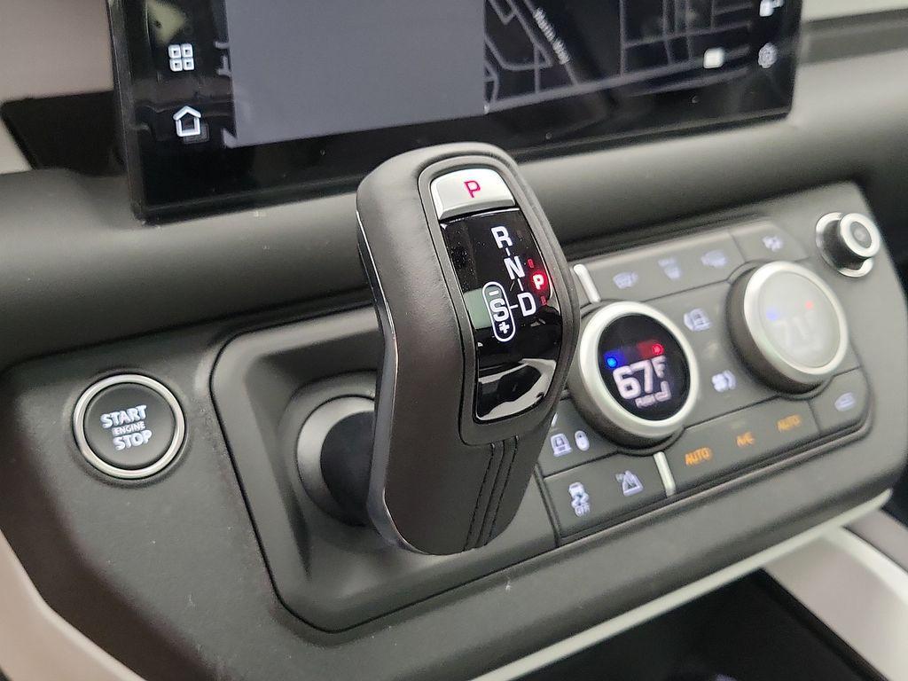 new 2025 Land Rover Defender car