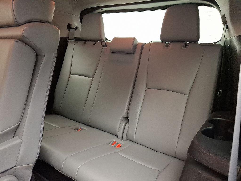 used 2020 Toyota Highlander car, priced at $22,354