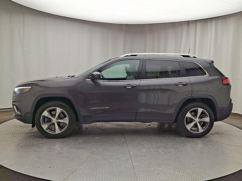 used 2020 Jeep Cherokee car, priced at $17,989