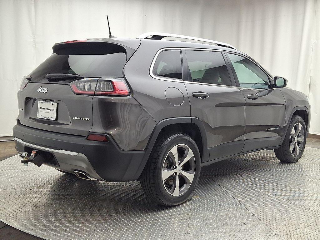 used 2020 Jeep Cherokee car, priced at $17,989