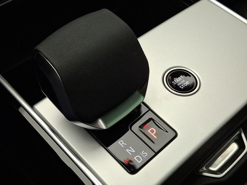 new 2025 Land Rover Range Rover car, priced at $128,275