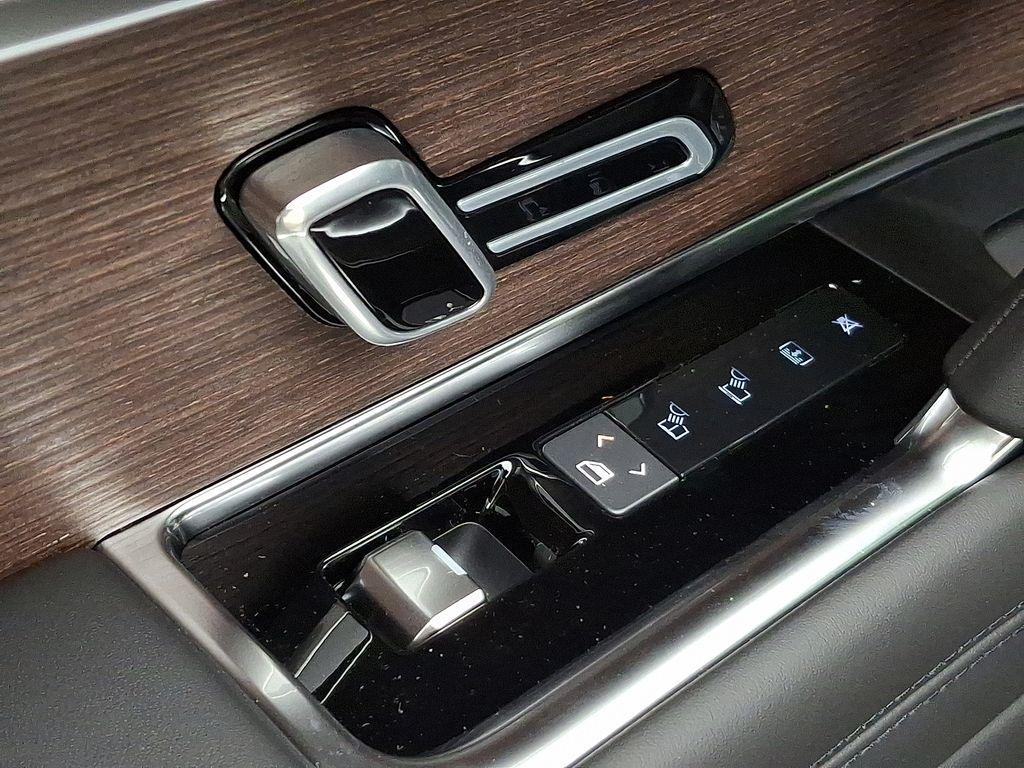 new 2025 Land Rover Range Rover car, priced at $128,910
