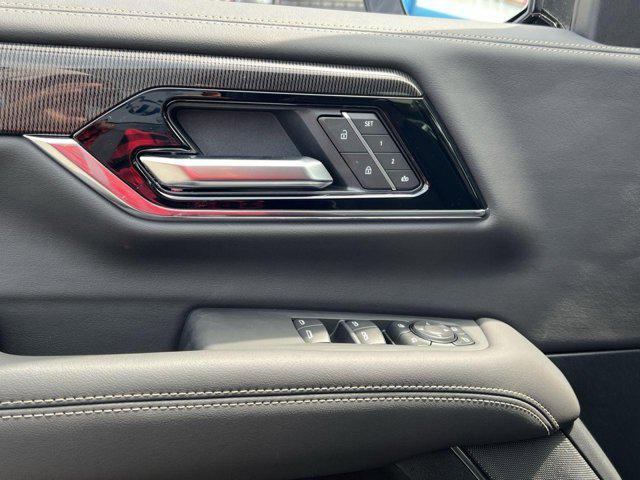 new 2025 GMC Yukon XL car, priced at $78,682