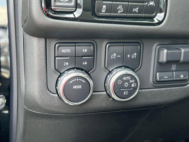 new 2025 GMC Yukon XL car, priced at $78,682