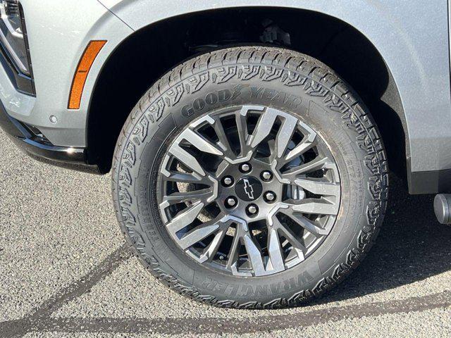 new 2025 Chevrolet Suburban car, priced at $74,776