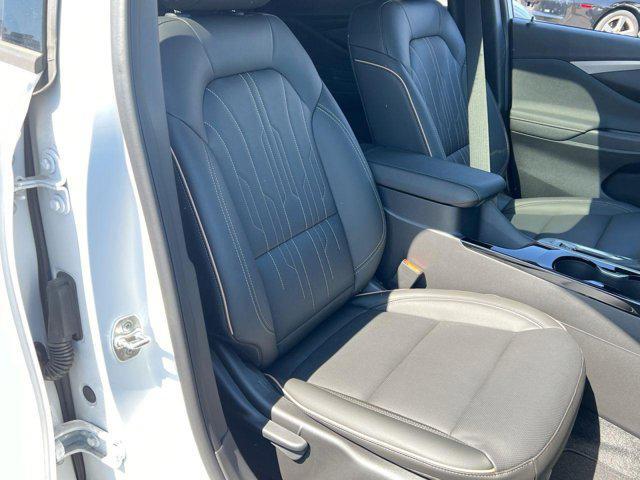 new 2024 Buick Envista car, priced at $28,947